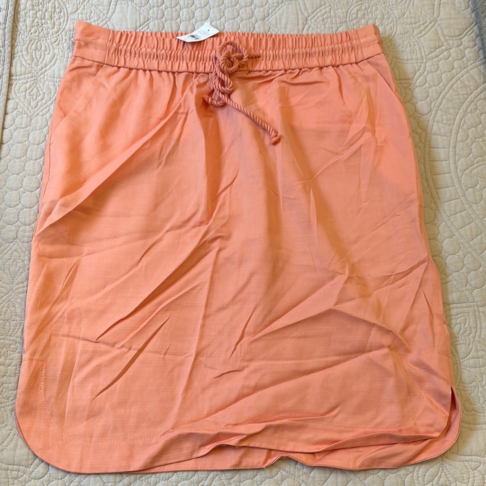 Loft Peach drawstring skirt, NWT Large